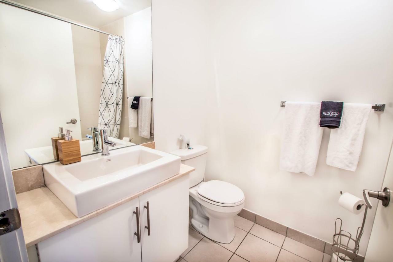 Micasa Suites - Stylish Condo In Maple Leaf Square 多伦多 外观 照片